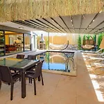 Soeguet 1 - 4 Bedroom With Jacuzzi In *