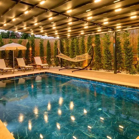 Villa Soeguet 1 - 4 Bedroom With Jacuzzi In