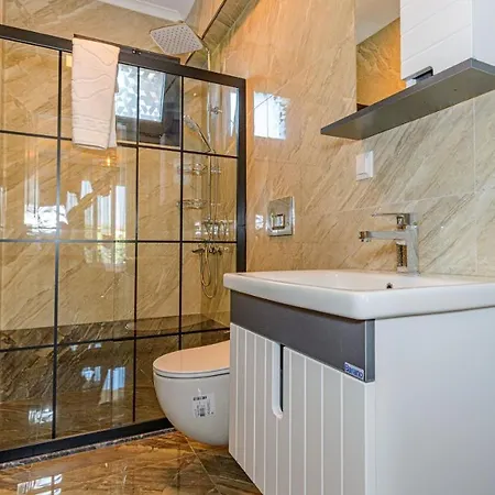 Soeguet 1 - 4 Bedroom With Jacuzzi In *