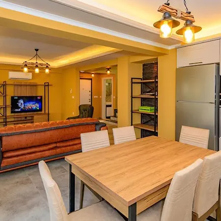Söğüt 1 - 4 Bedroom With Jacuzzi In Villa *