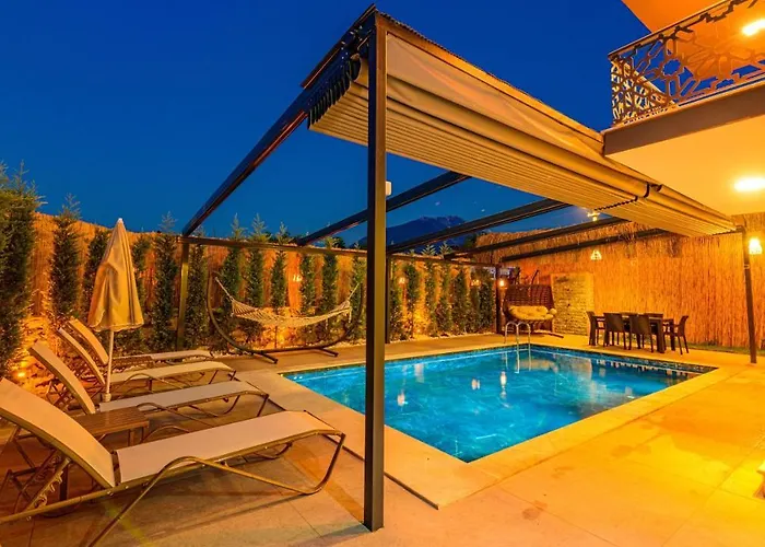 Villa Söğüt 1 - 4 Bedroom With Jacuzzi In Fethiye