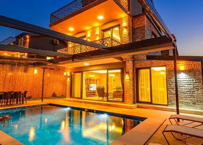Villa Söğüt 1 - 4 Bedroom With Jacuzzi In *