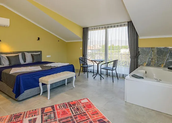 Söğüt 1 - 4 Bedroom With Jacuzzi In * Fethiye