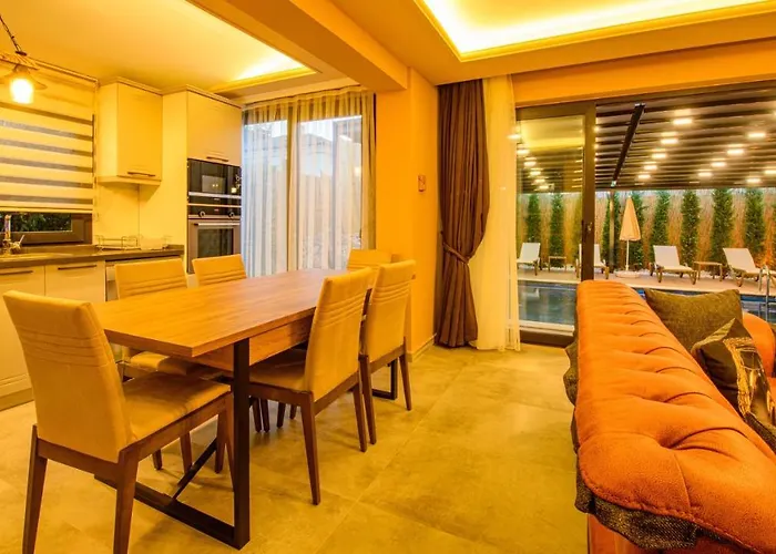 Söğüt 1 - 4 Bedroom With Jacuzzi In Villa *