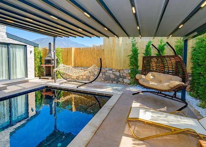 Villa Söğüt 1 - 4 Bedroom With Jacuzzi In