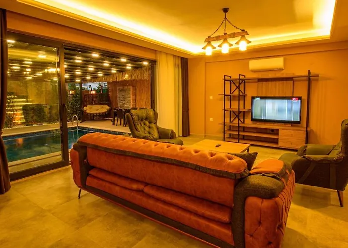 Söğüt 1 - 4 Bedroom With Jacuzzi In Villa *