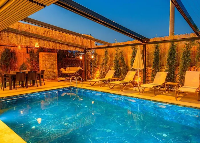 Söğüt 1 - 4 Bedroom With Jacuzzi In * Fethiye