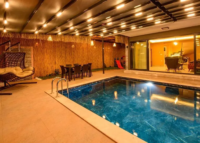 Söğüt 1 - 4 Bedroom With Jacuzzi In *