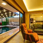 Soeguet 1 - 4 Bedroom With Jacuzzi In * فتحية