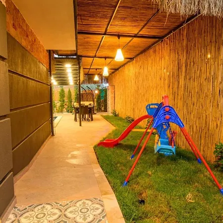 别墅 Soeguet 1 - 4 Bedroom With Jacuzzi In